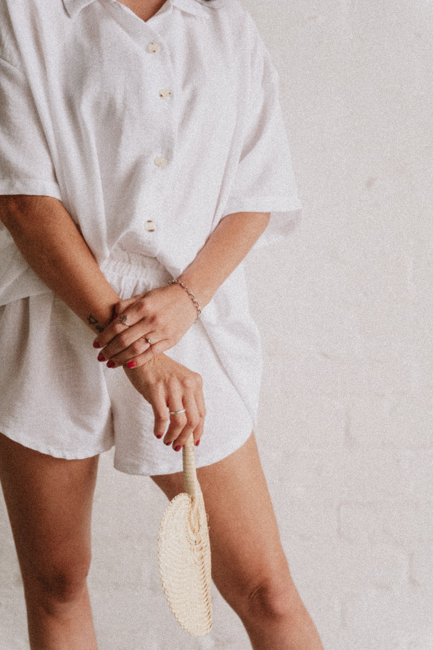 HELLO SUNSHINE - WHITE